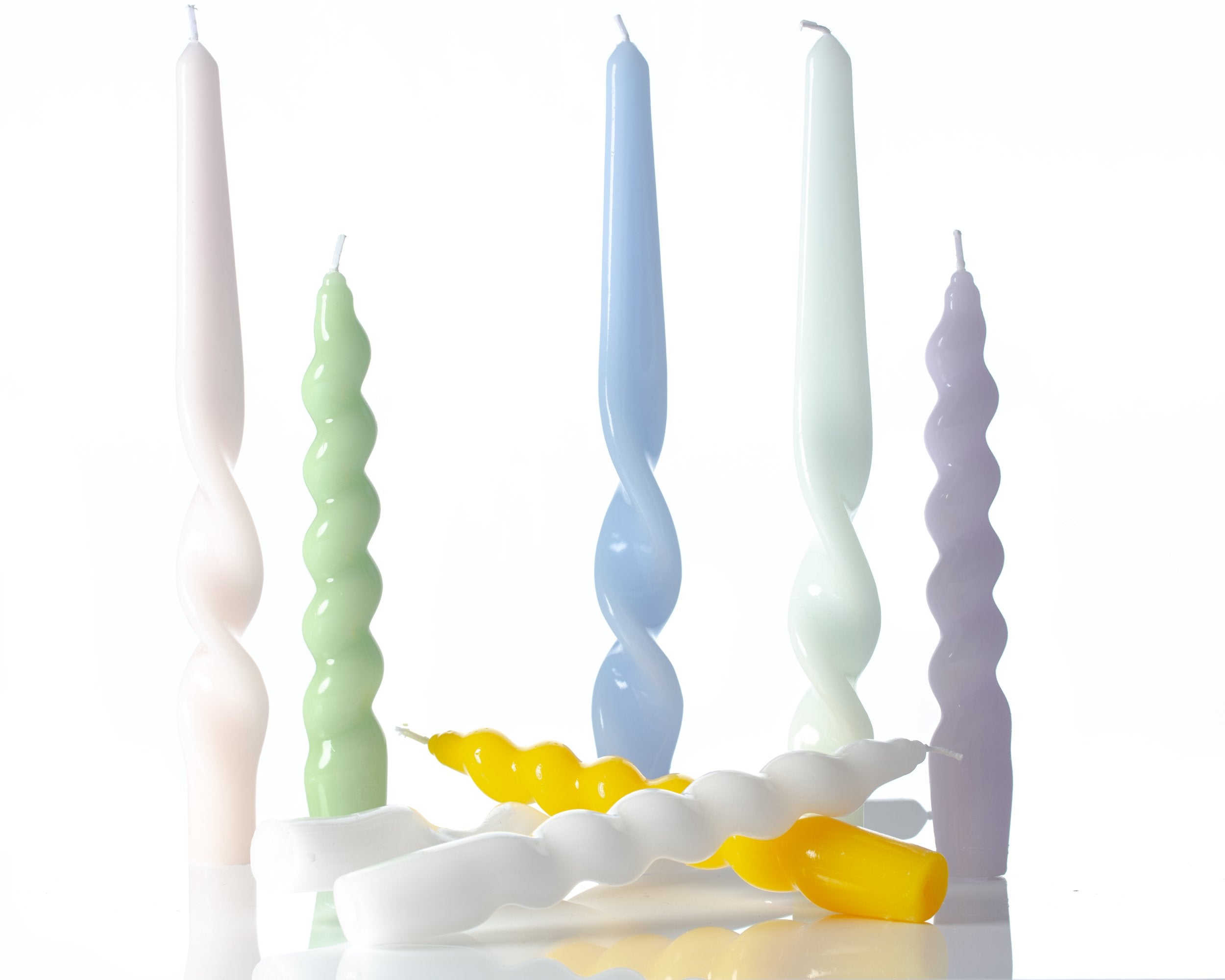 Twisted Taper Candle - Ice White 3 pack