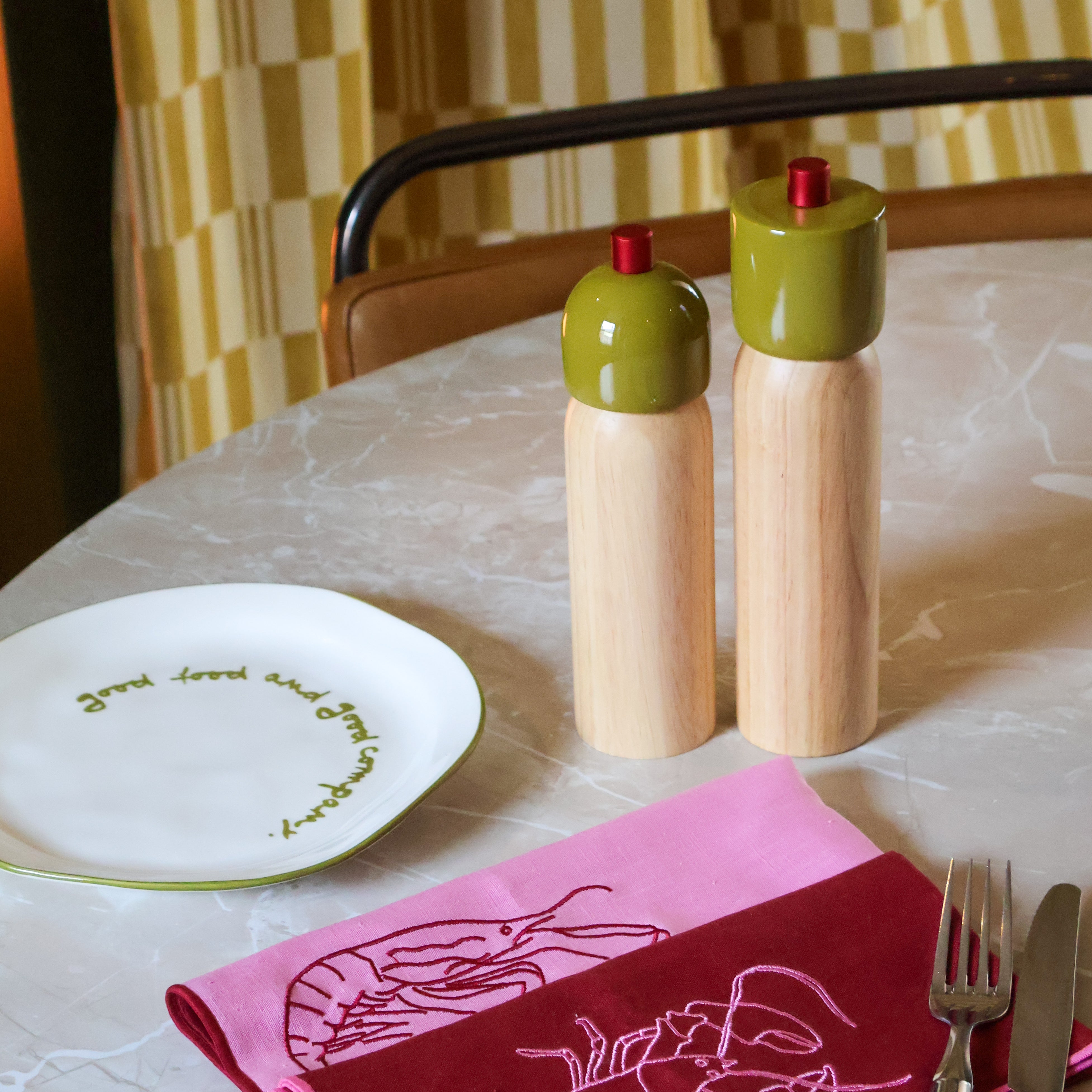 Salt & Pepper Grinder | Olive & Red - Our Curated Abode x MÆGEN
