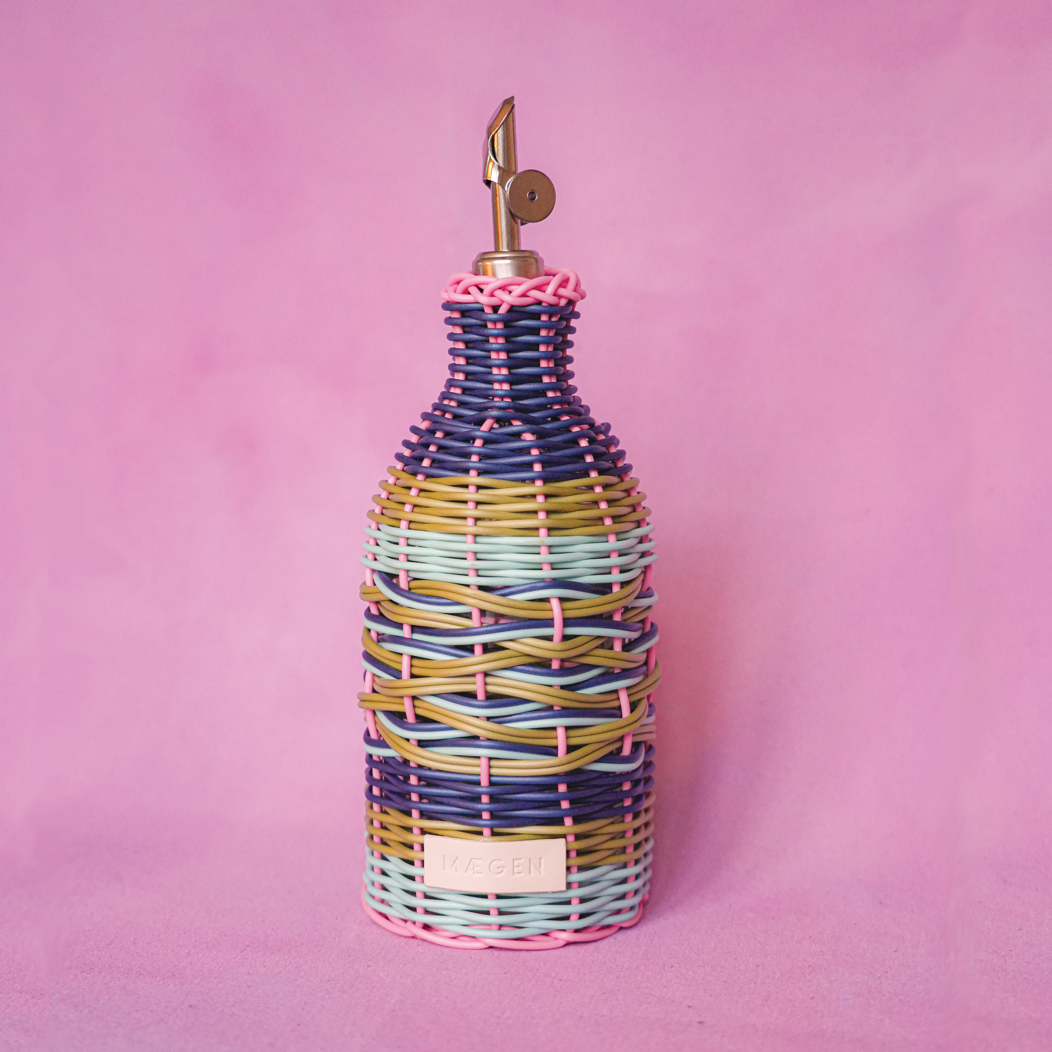 Woven Oil Pourer | Pink & Navy