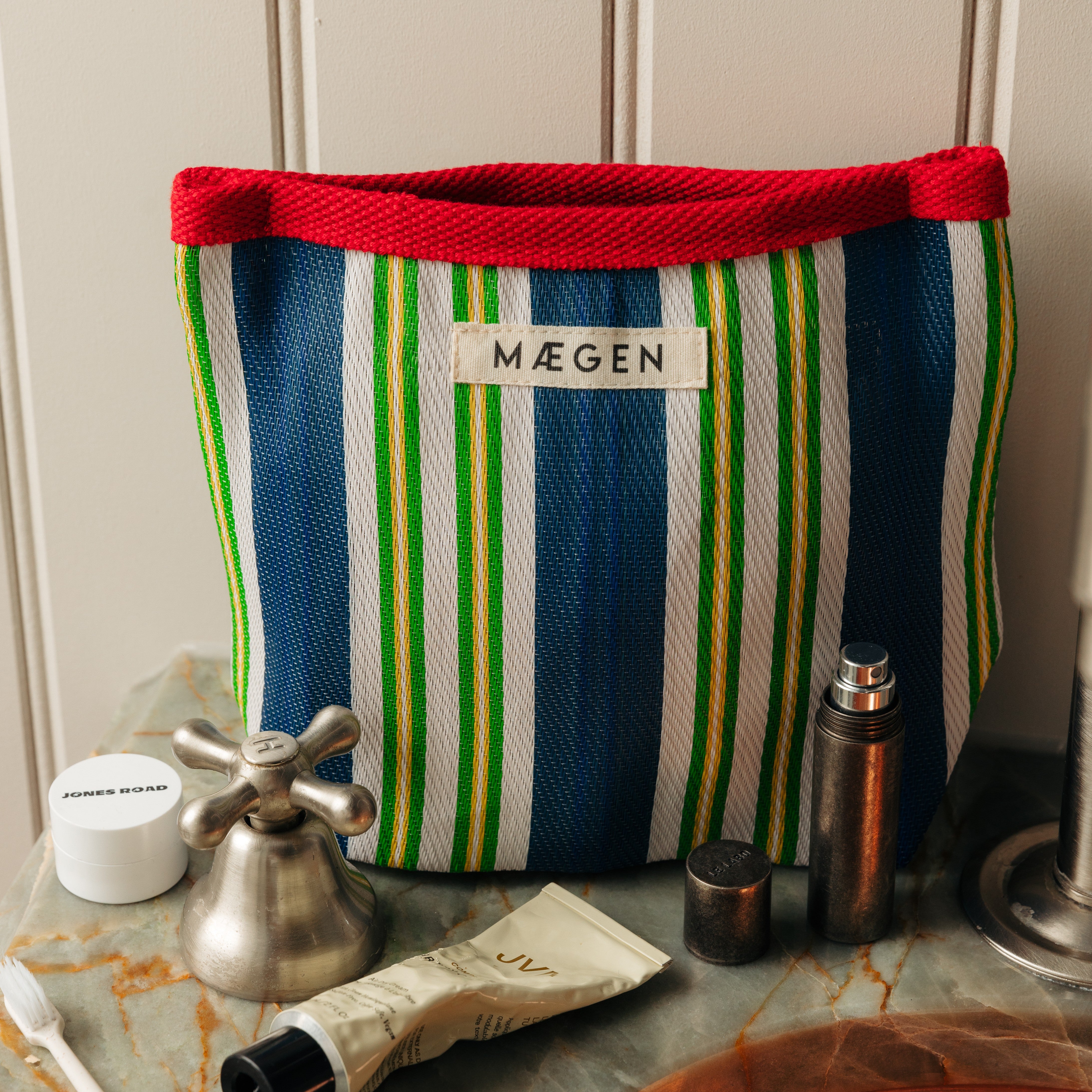 Pouch | Red/ Blue/ Green