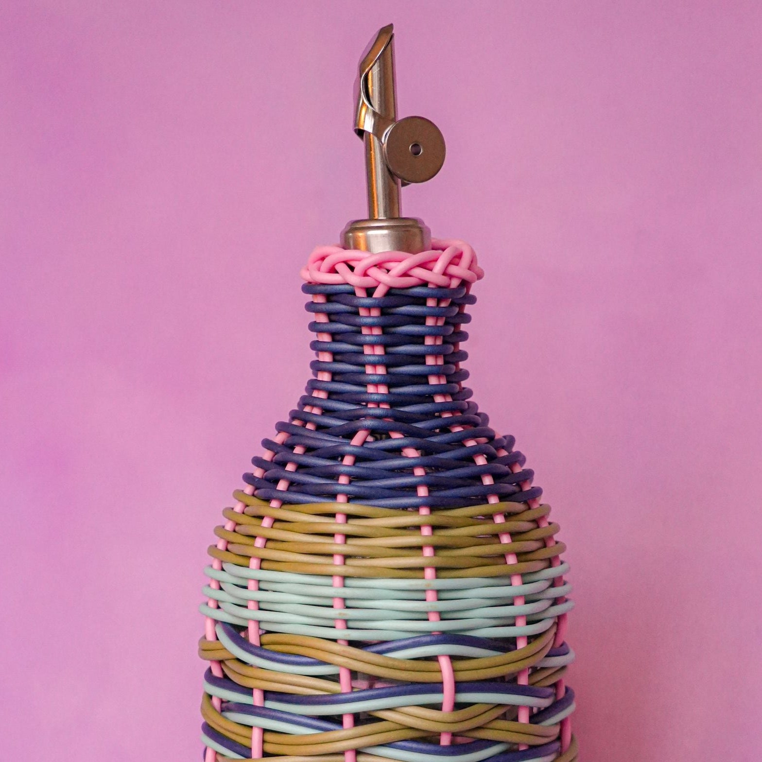 Woven Oil Pourer | Pink & Navy
