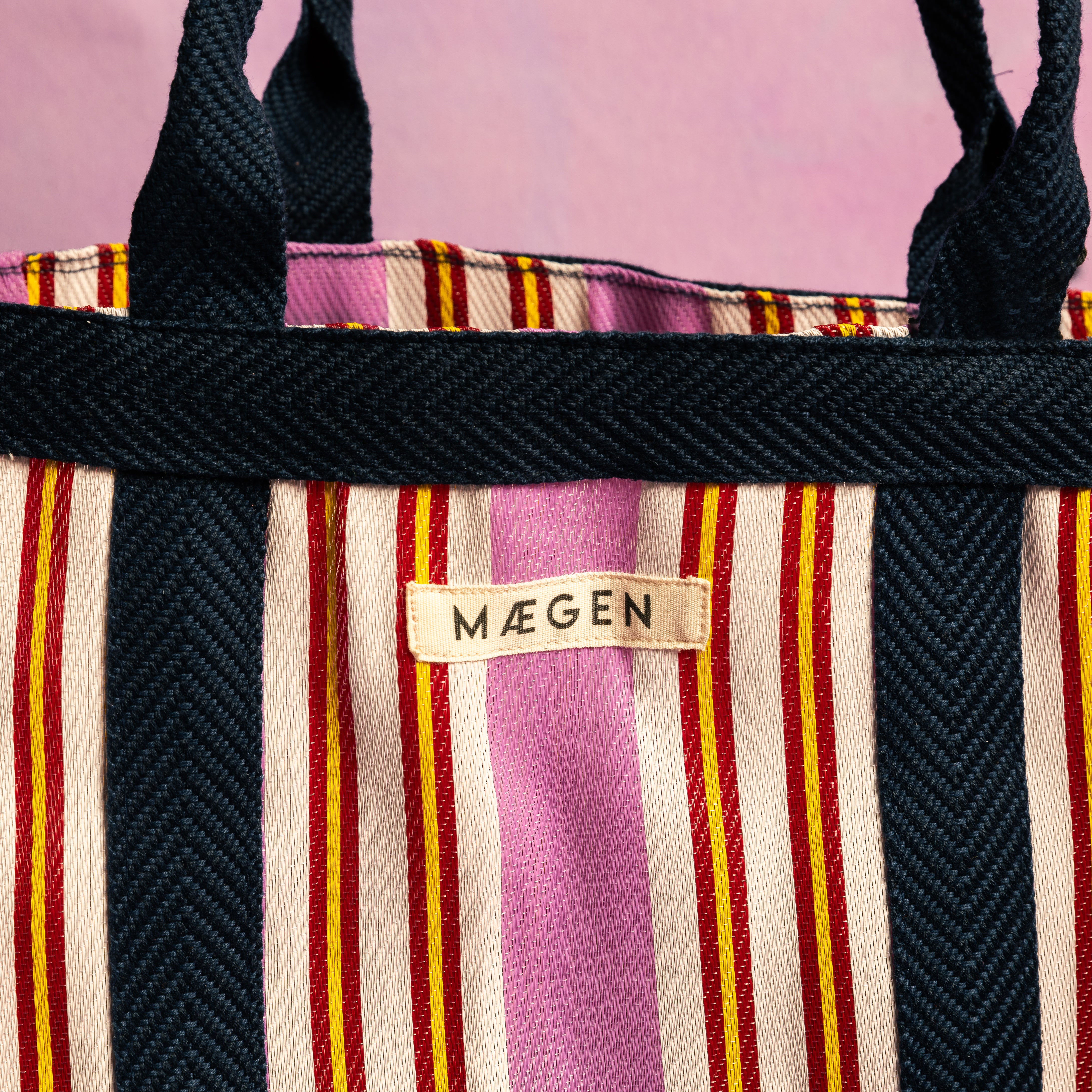 Everywhere Bag | Navy/ Pink/ Red