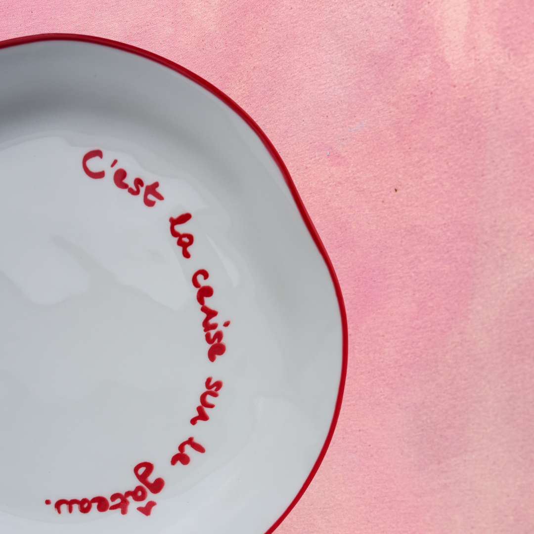 Statement Plate | C'est la cerise sur le gâteau