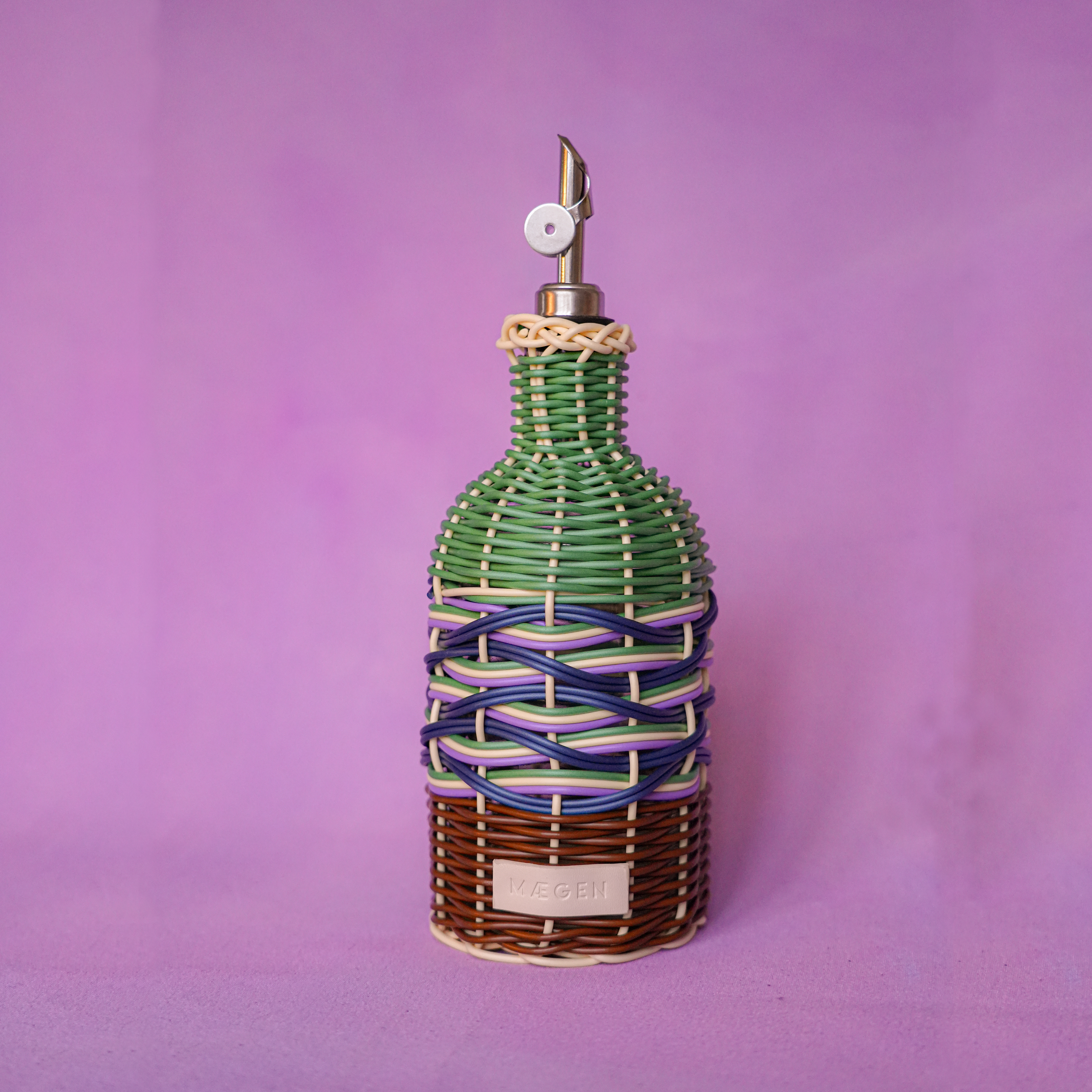 Woven Oil Pourer | Green & Brown