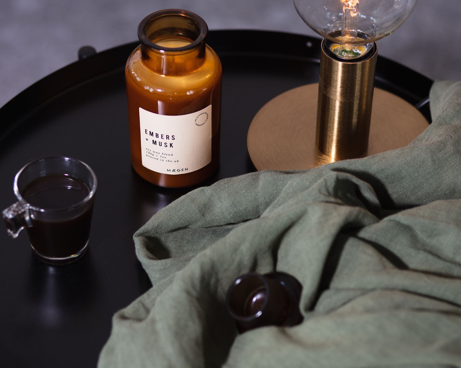 Alchemist Candle (Embers & Musk)